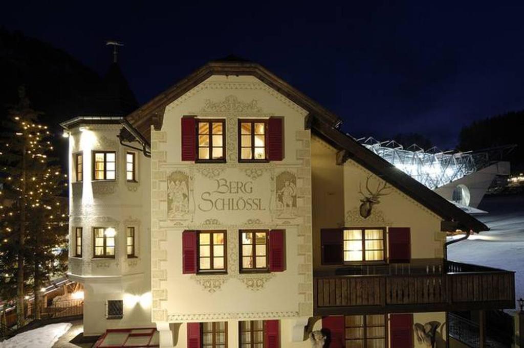 Das Bergschloessl - Very Special Sankt Anton am Arlberg Ngoại thất bức ảnh